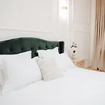 Fabulous And Fancy City Center Designer Apartment